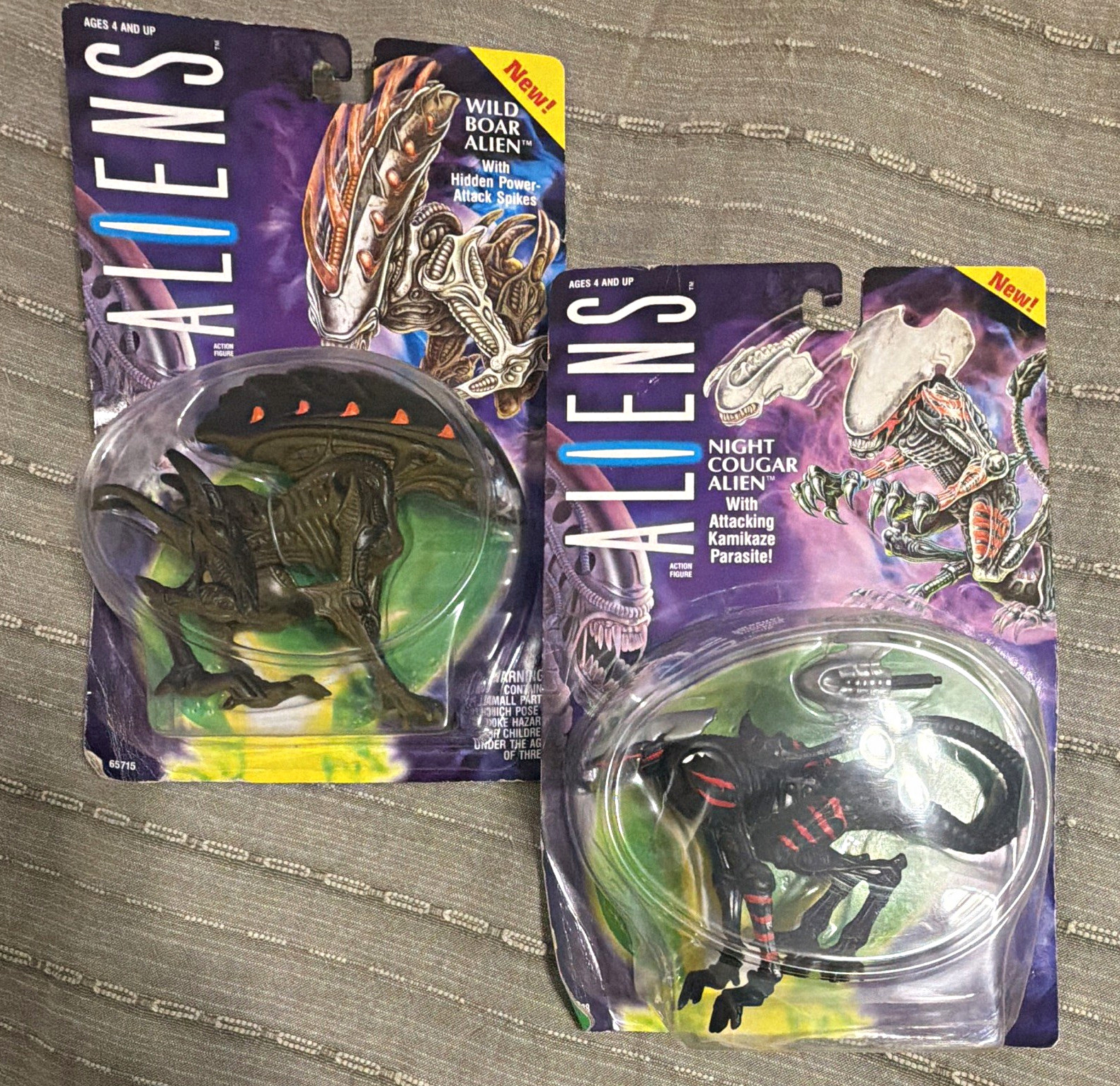 Kenner Aliens Wild Boar Alien & Night Cougar Alien action figure mai aperto 1994