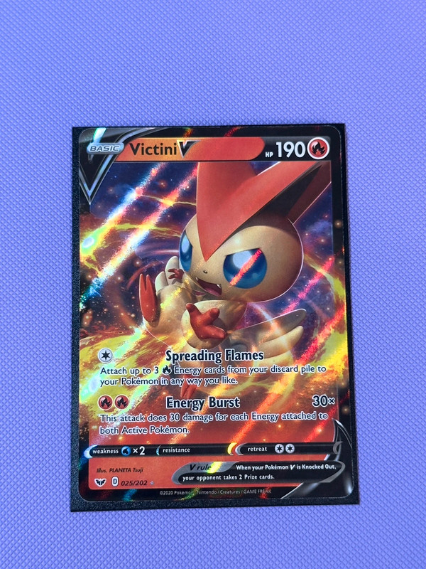 Victini V Pokémon Karte Englisch