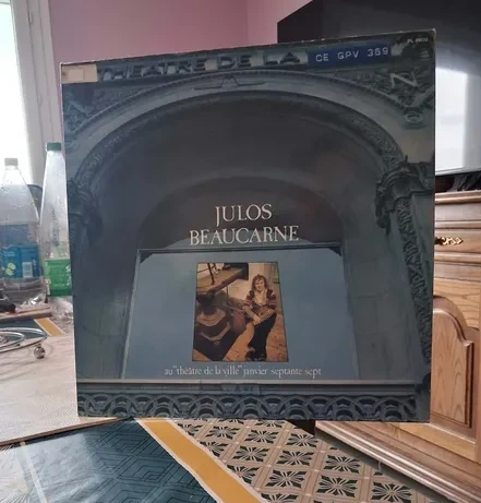 julos beaucarne " au "théâtre de la ville" janvier septante sept