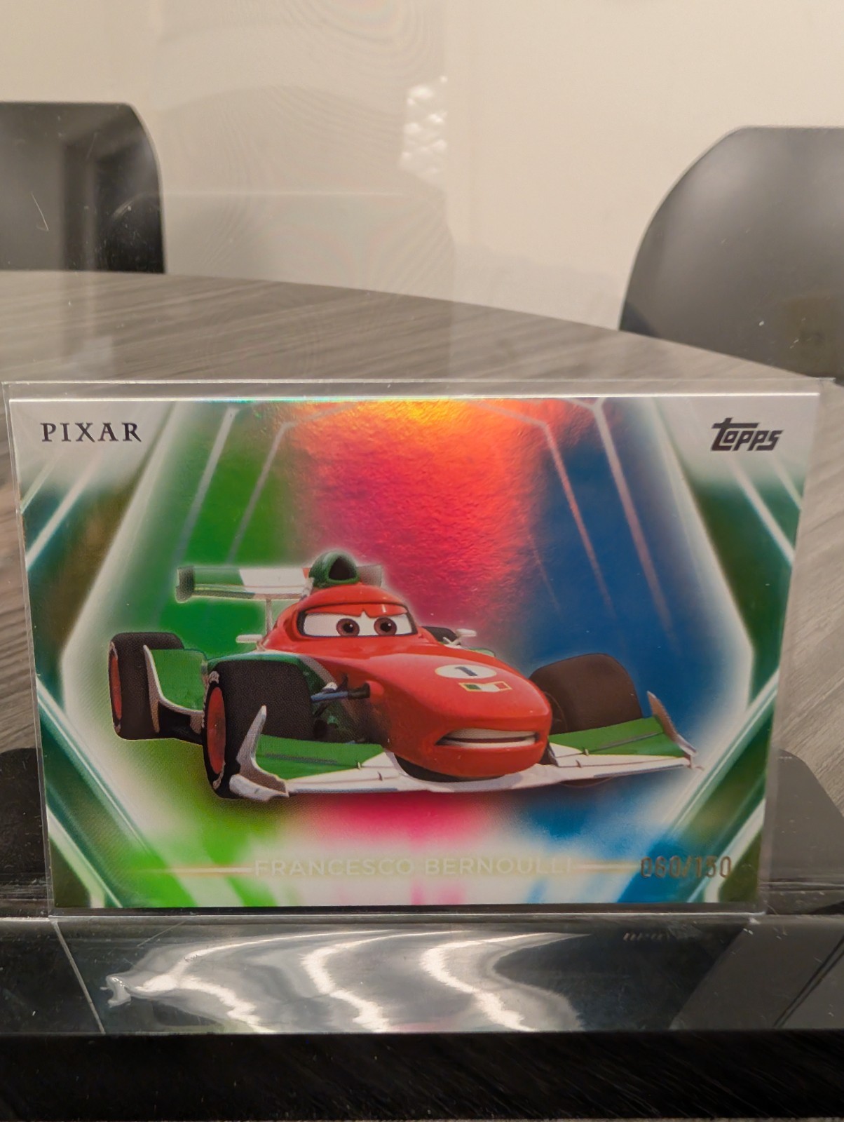 2026 Topps Neon Disney #94 Francesco Bernoulli rosa verde blu /150