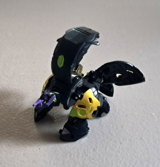 Bakugan Armored Alliance Pegatrix x Goreene B500 Figure