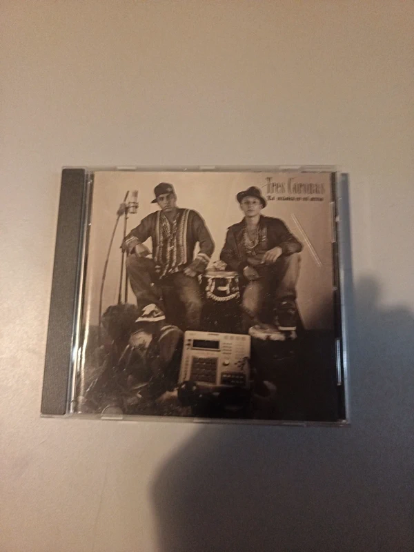 Très coronas - La musica es mi arma cd