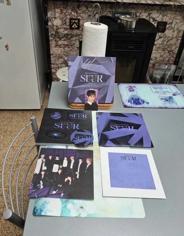 Xikers "House of Tricky X version" album signé par Seeun