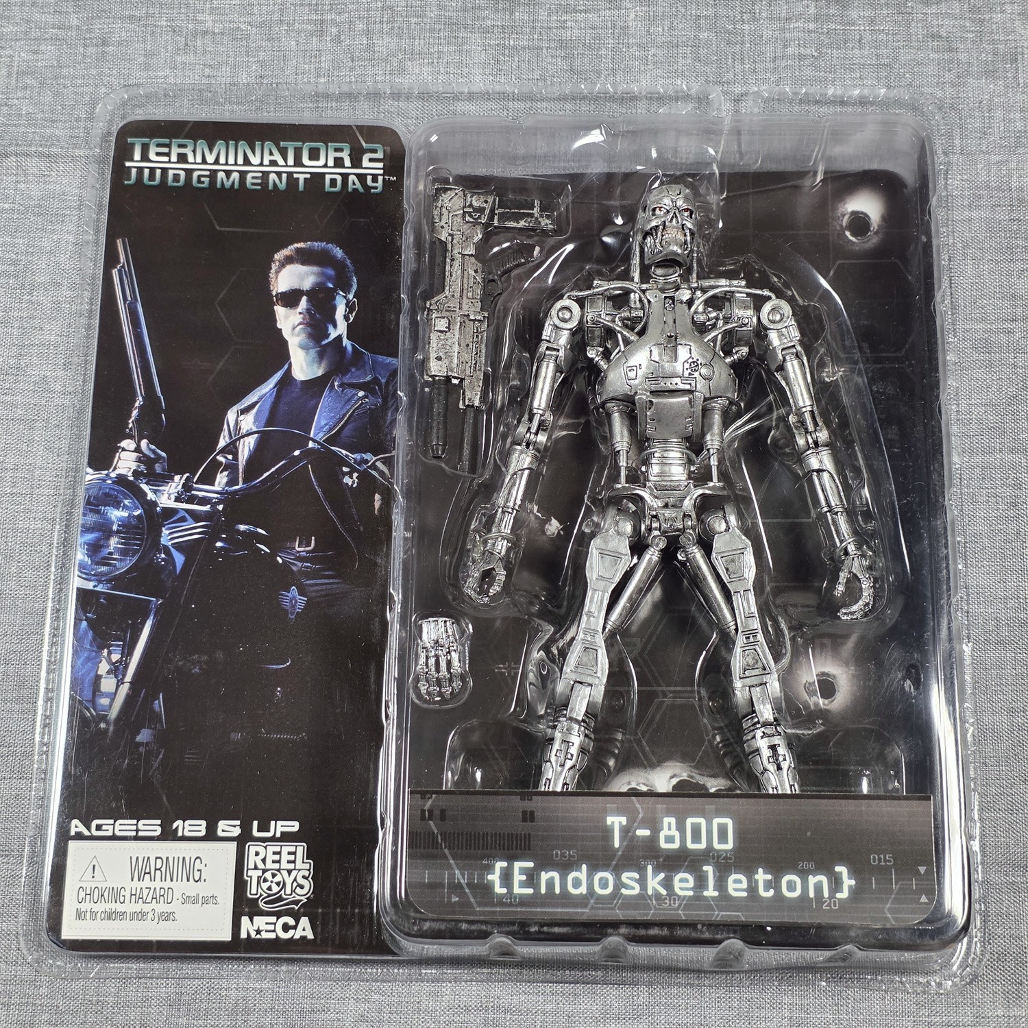 Modellino endoscheletro NECA TERMINATOR 2 JUDGEMENT DAY T-800 nuovo vecchio magazzino