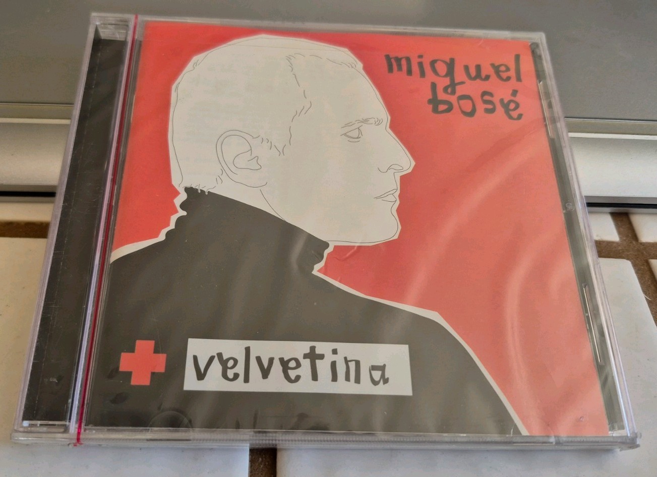 Miguel Bose Velvetina, Warner Music, NEW CD