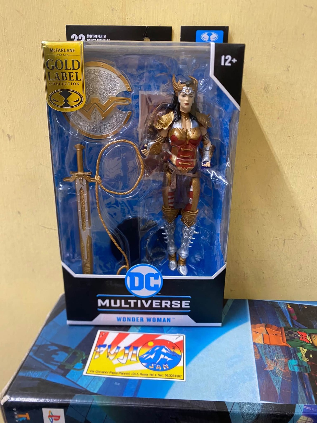 Dc wonder woman gold label action figure nuova