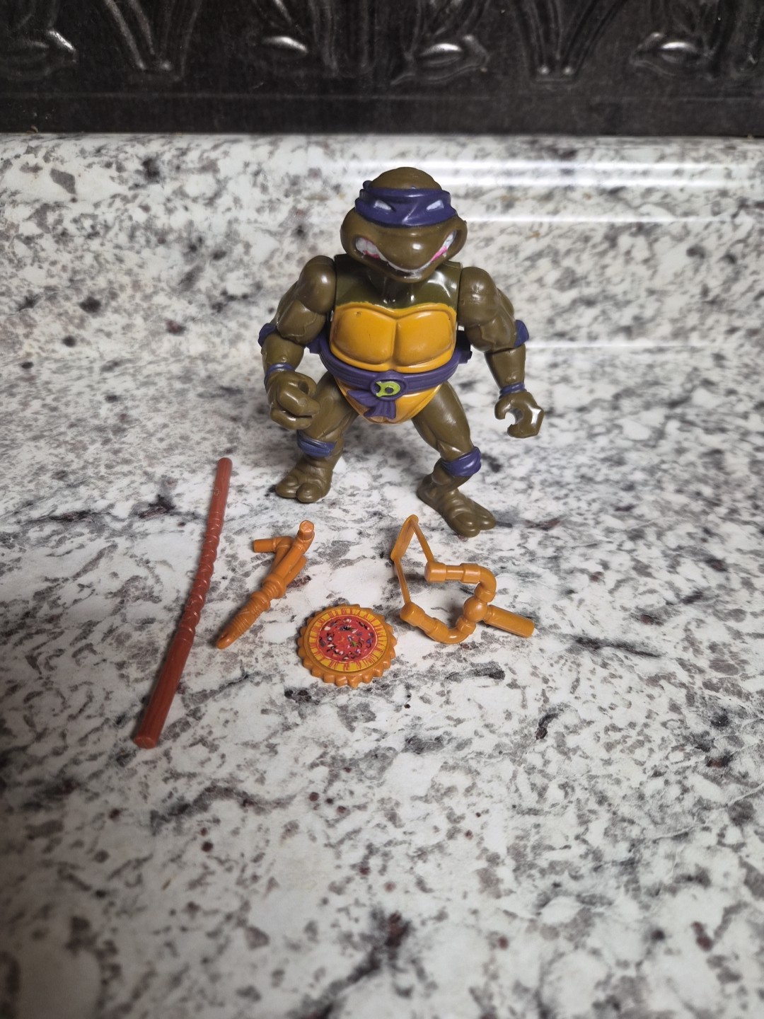 TMNT 1991 Donatello Storage Shell  Vintage Playmates Action Figure 
