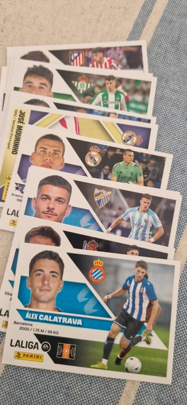 13 cromos de la liga 26/27