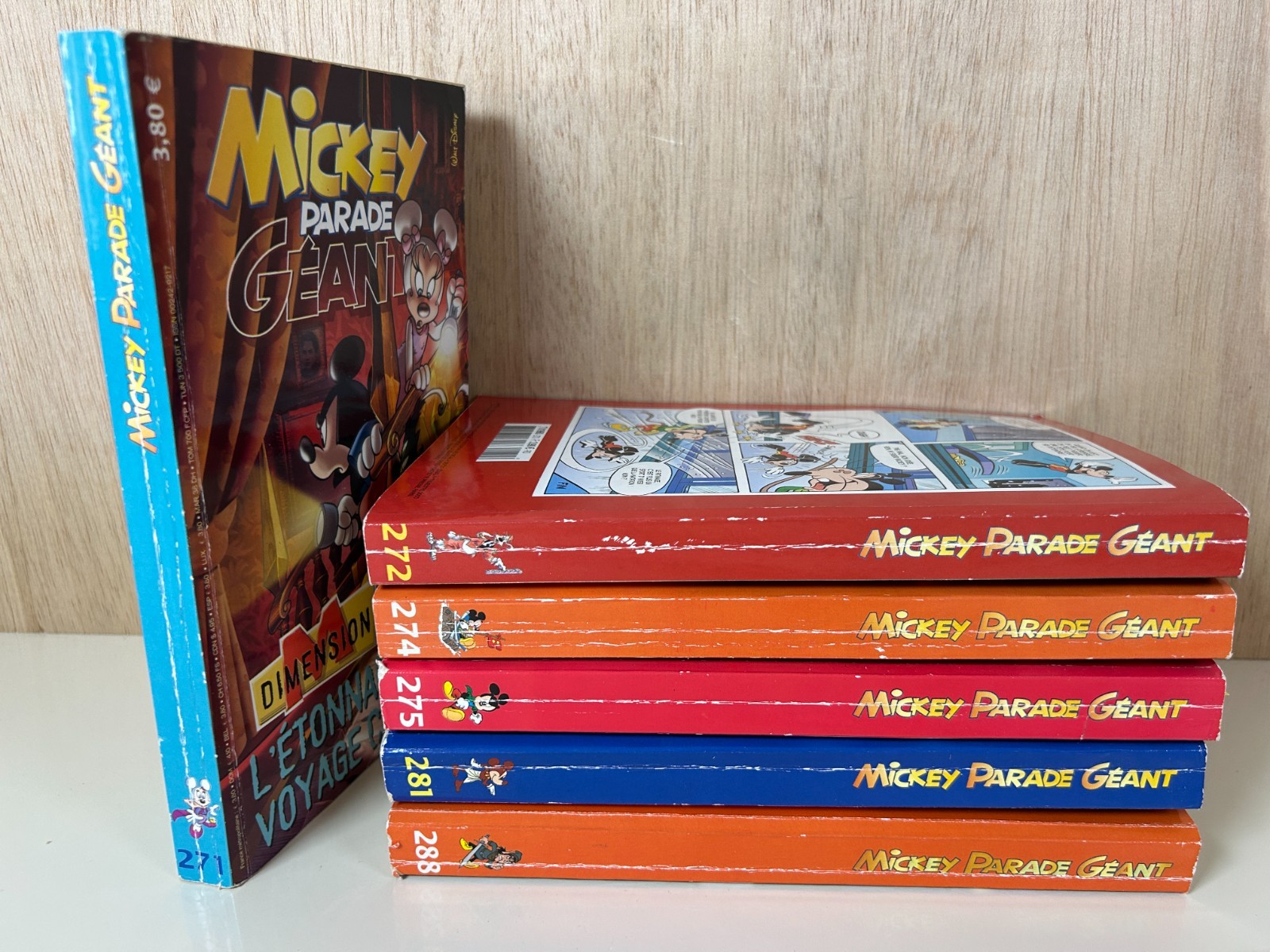 LOT 6 Mickey Parade Géant n°271, n°272, n°274, n°275, n°281 et n°288