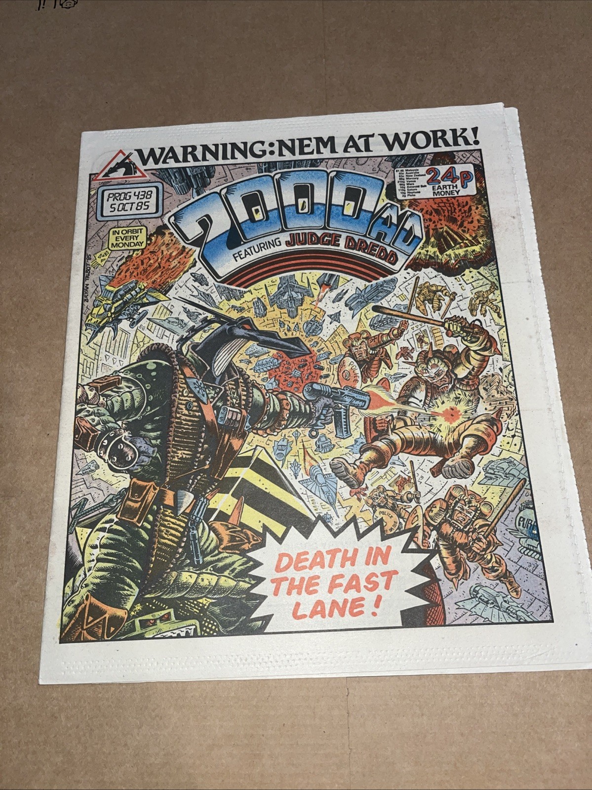 2000AD PROG 438
