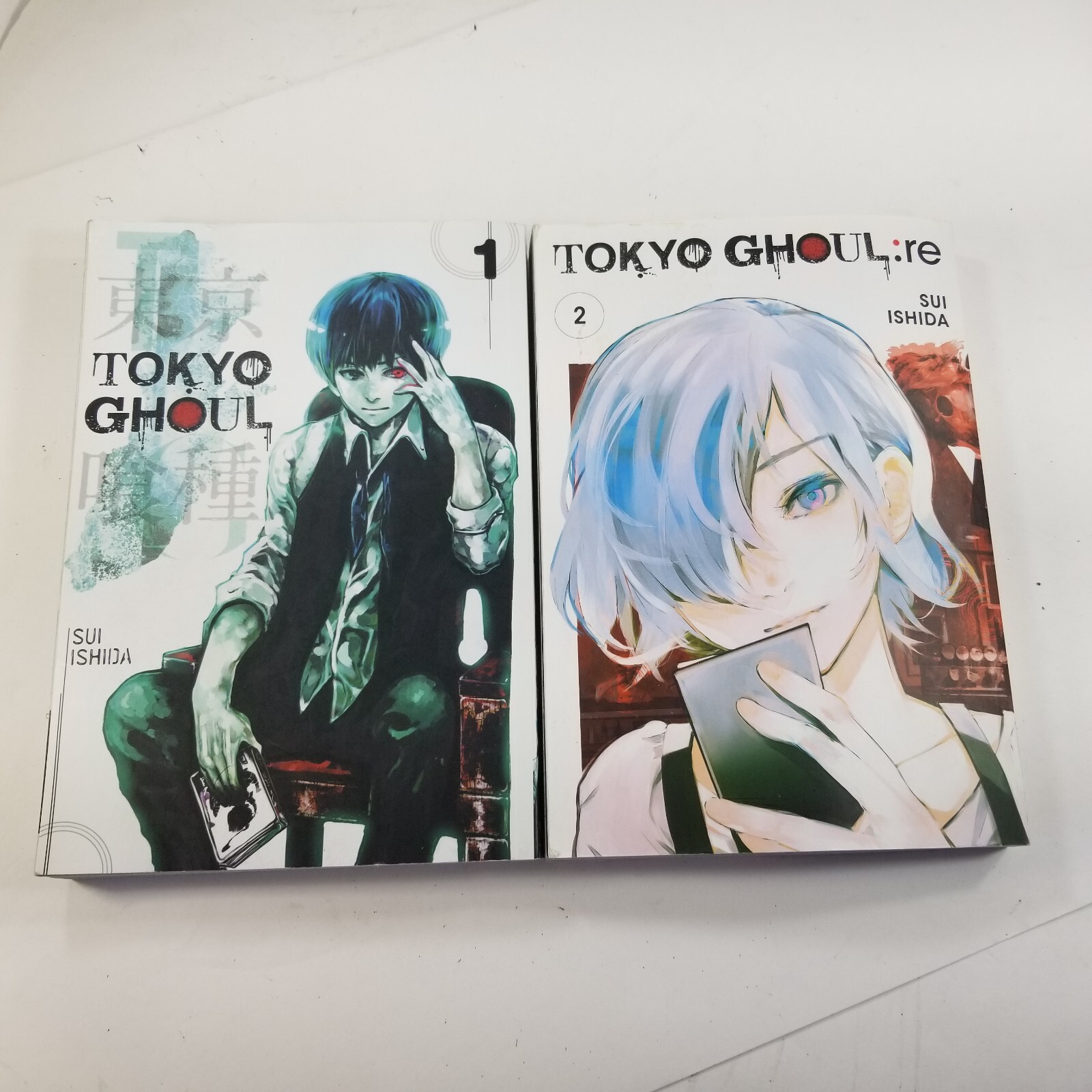 Lotto manga Tokyo Ghoul 1 e Tokyo Ghoul:re 2 (copertina morbida)