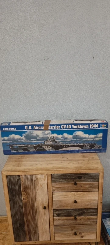 U.S. Aircraft Carrier CV-10 Yorktown 1944
