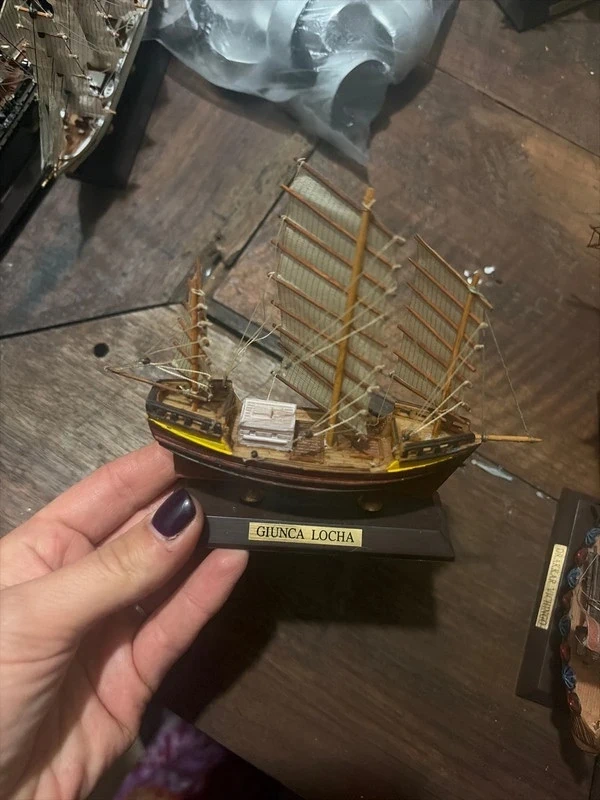 Modellino navale