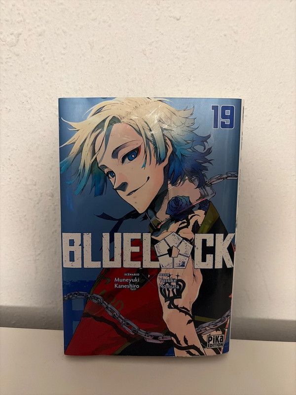 Manga/blue lock/ livre