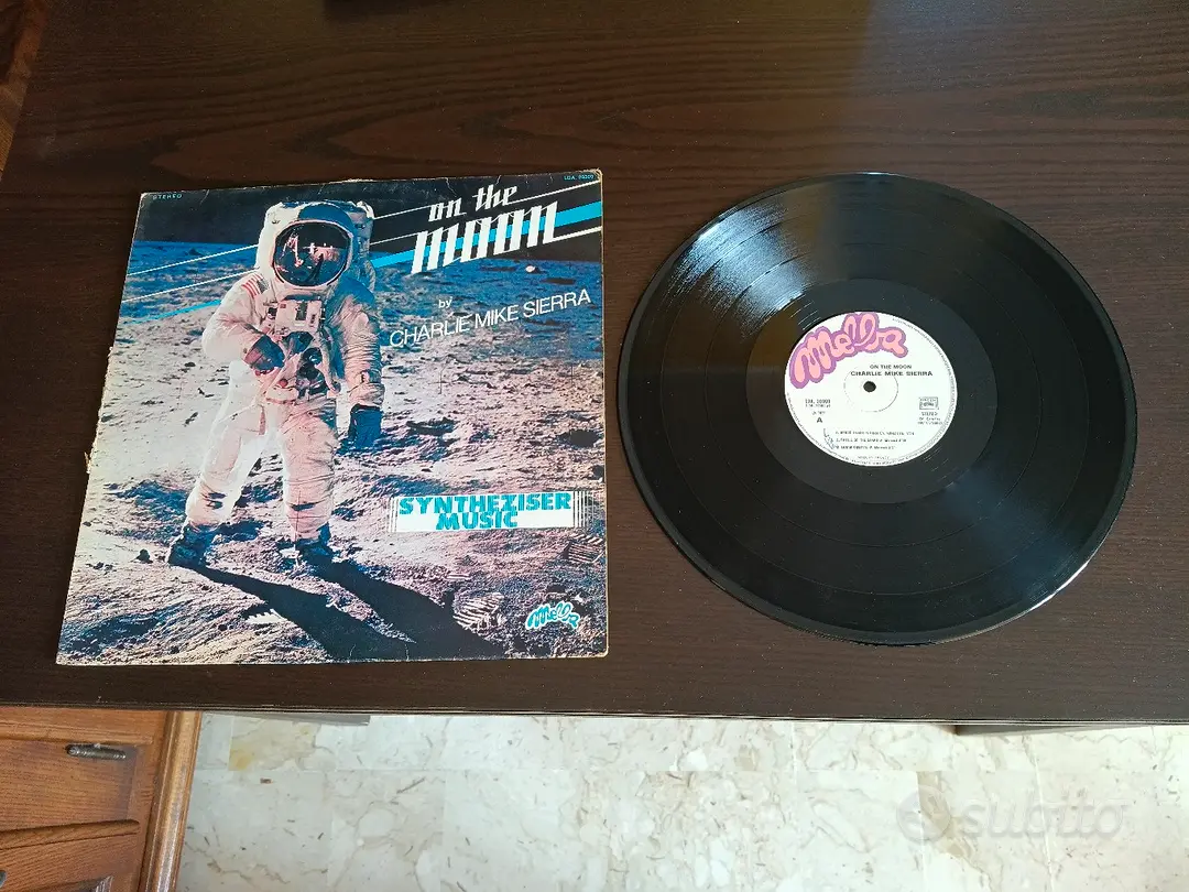 Vinile 33 giri "On the moon" Charlie Mike Serra 
