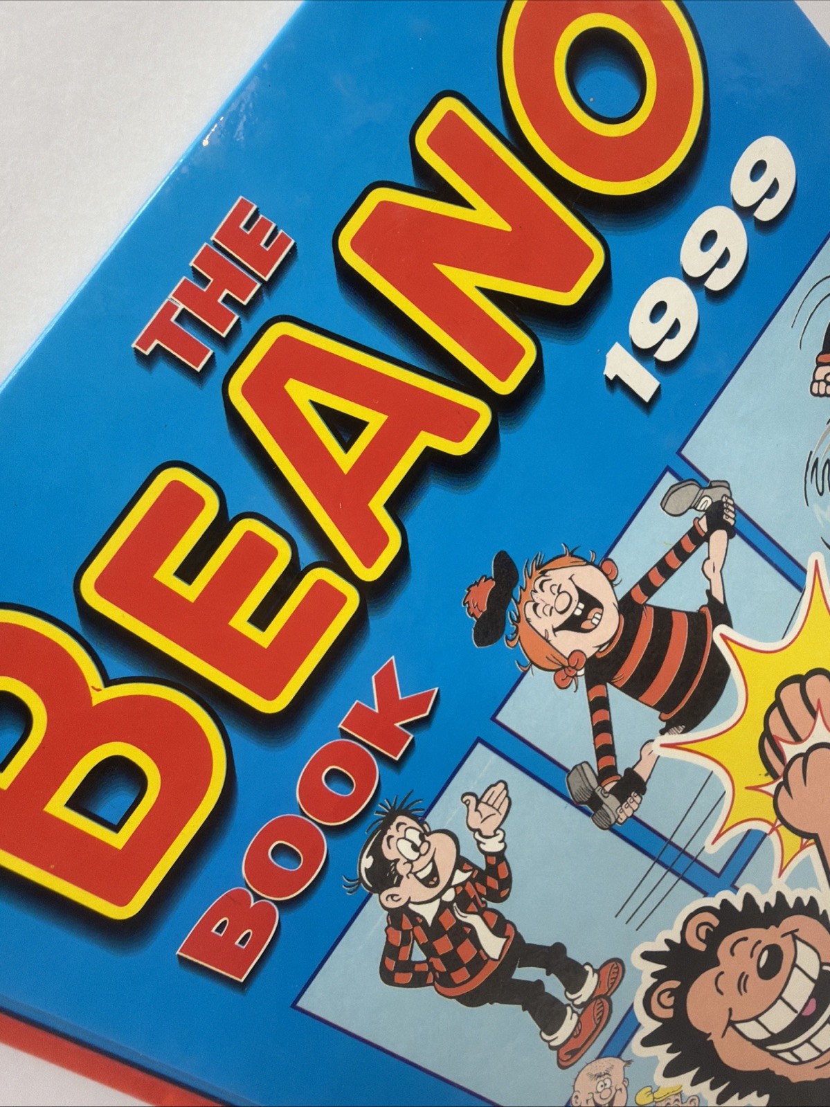 BEANO ANNUAL 1999 - Dennis the Menace (Vintage Comics / Nostalgic / Retro Gifts)
