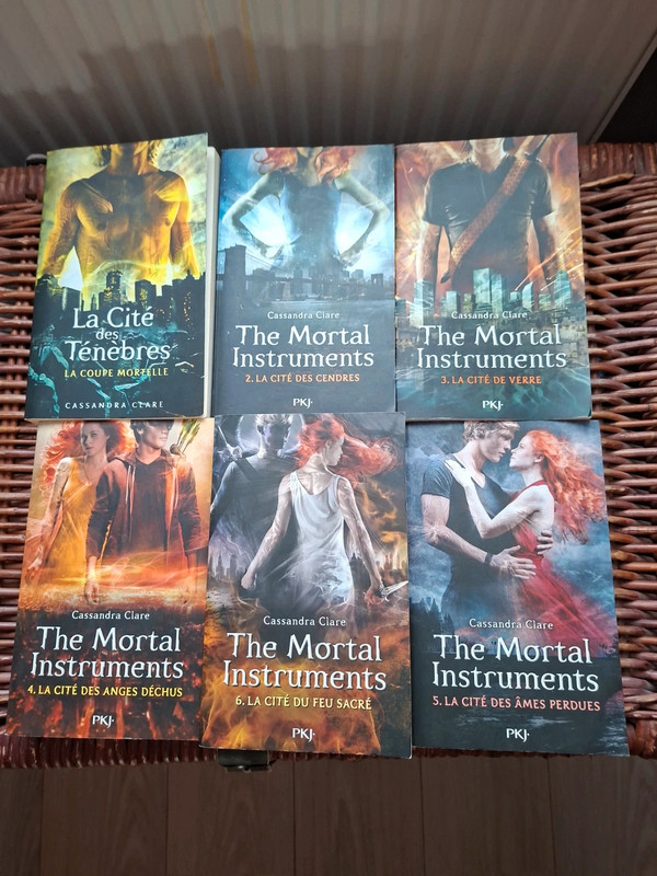Saga the mortal instruments