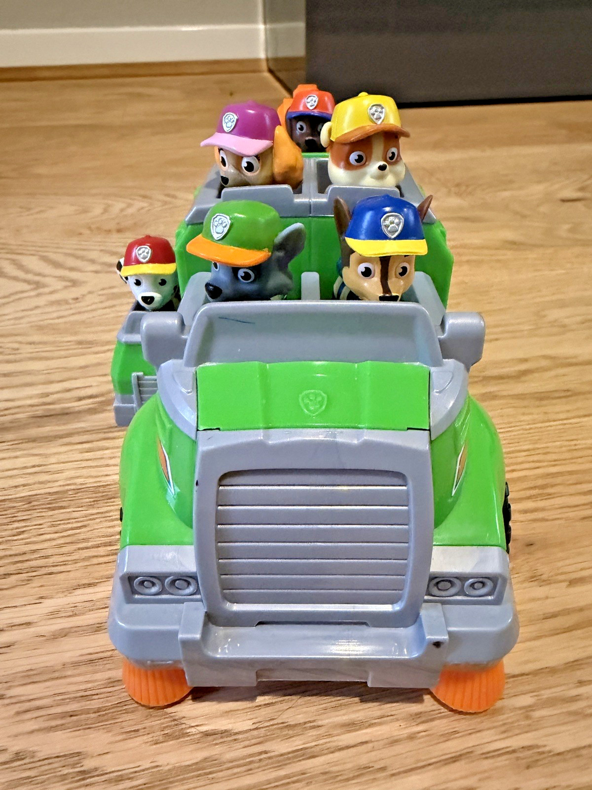 Paw Patrol Rocky Ultimate Team veicolo di soccorso con tutti i mini cuccioli set rimorchio
