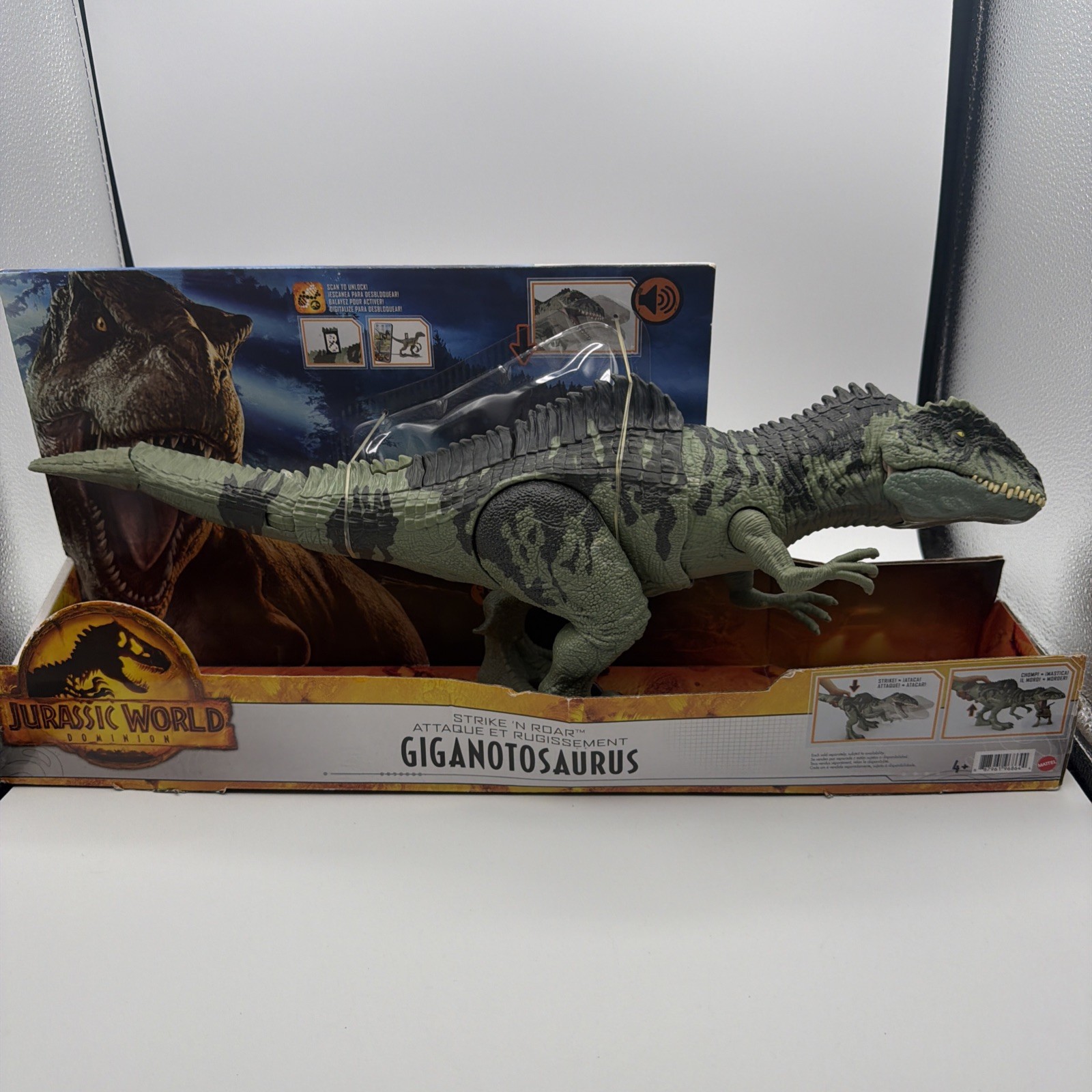 Jurassic World Dominion Strike 'N Roar Giganotosaurus 21” Brand New 2021!