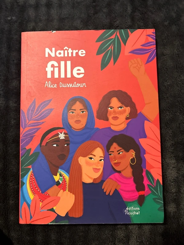 Livre un peu abîmé