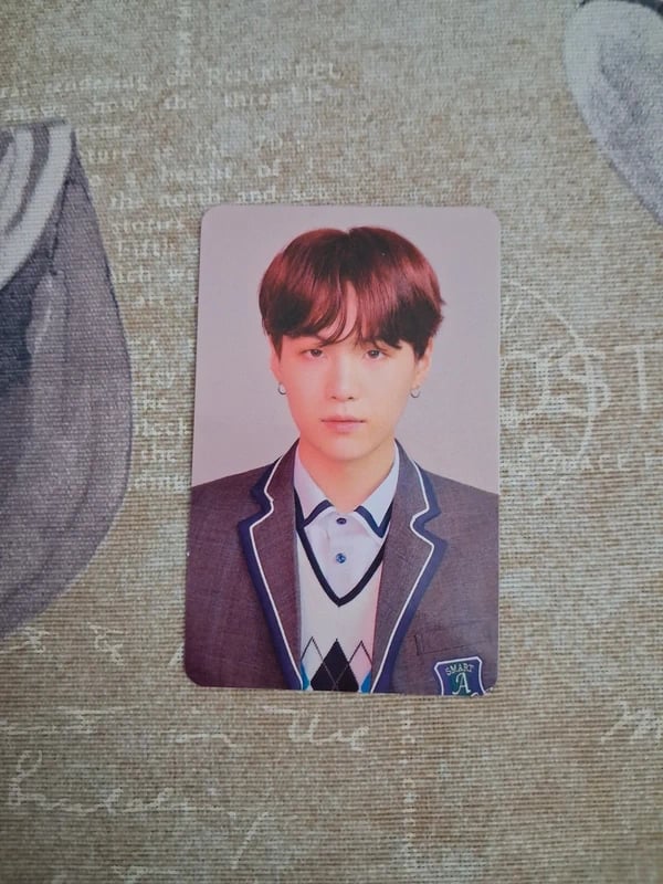 BTS  photocard oficial Album Love Yourself Suga