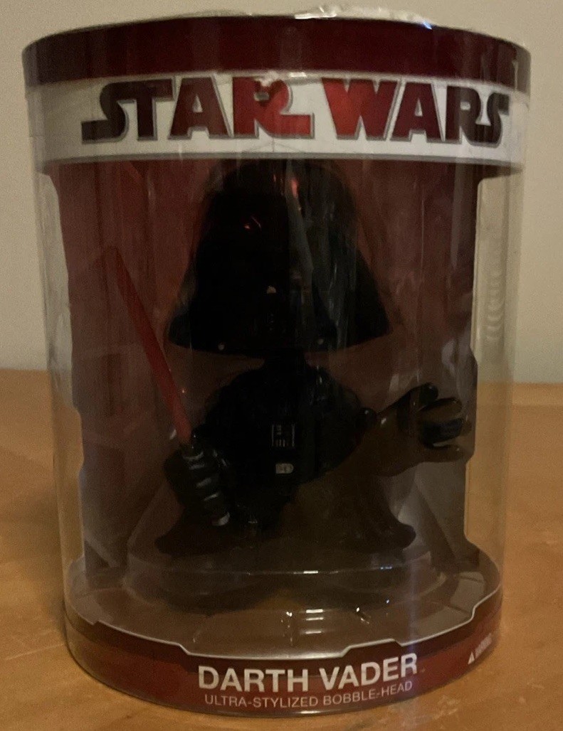 Star Wars Funko Darth Vader Bobblehead ultra stilizzato, 2009 Pop nuovo con scatola