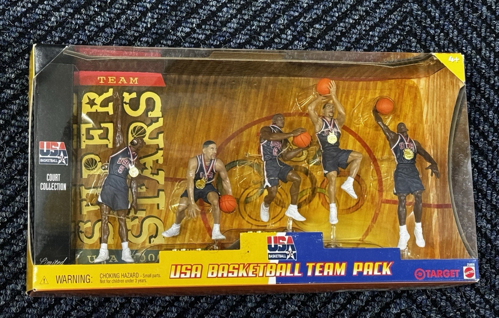 NEW NBA Superstars Team USA Basketball Team Pack 5 Figures DUNCAN KIDD GARNETT