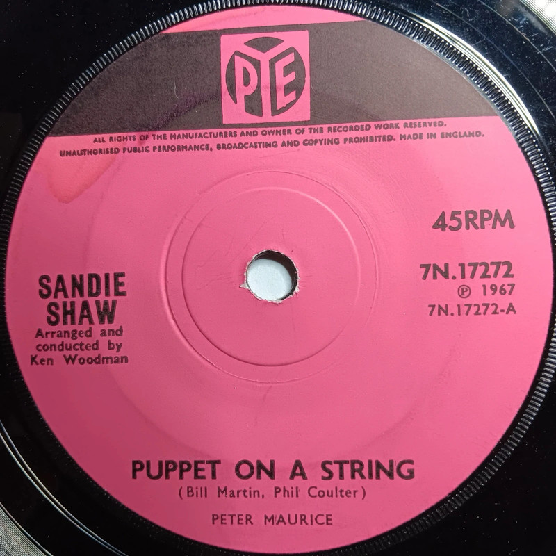 Sandie Shaw - Puppet on a string
