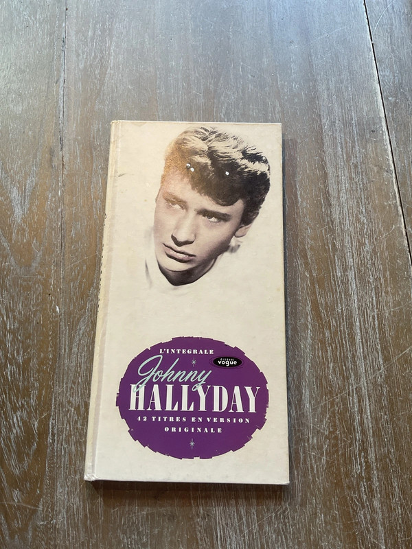 Johnny Hallyday – Coffret Vogue – L’Intégrale (42 titres – Versions originales CD)