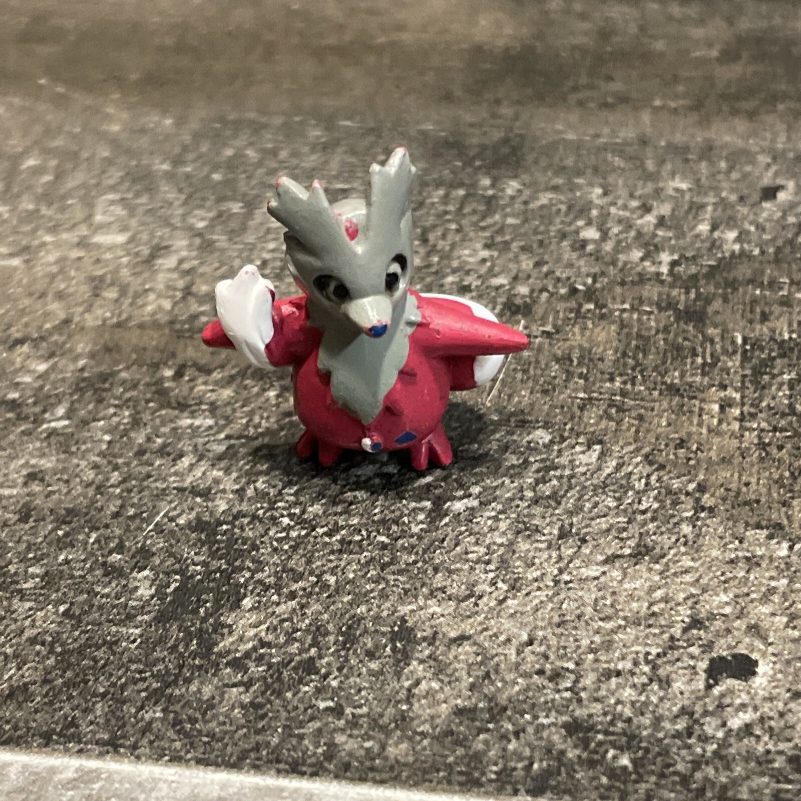 Pokemon Mini Vinyl R/L anni 2000 con Gumball formato miniatura Modellino Delibird