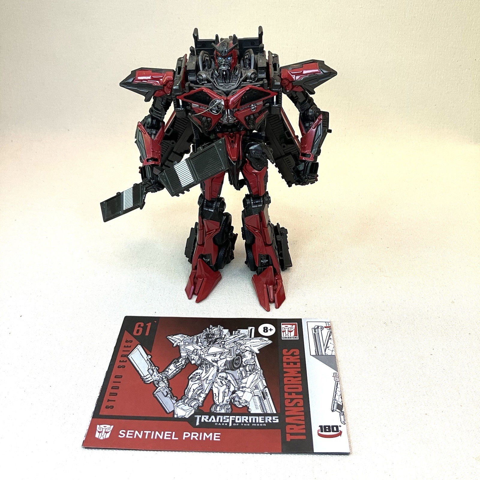 Transformers Studio Series Voyager Class DOTM 61 Sentinel Prime quasi completo