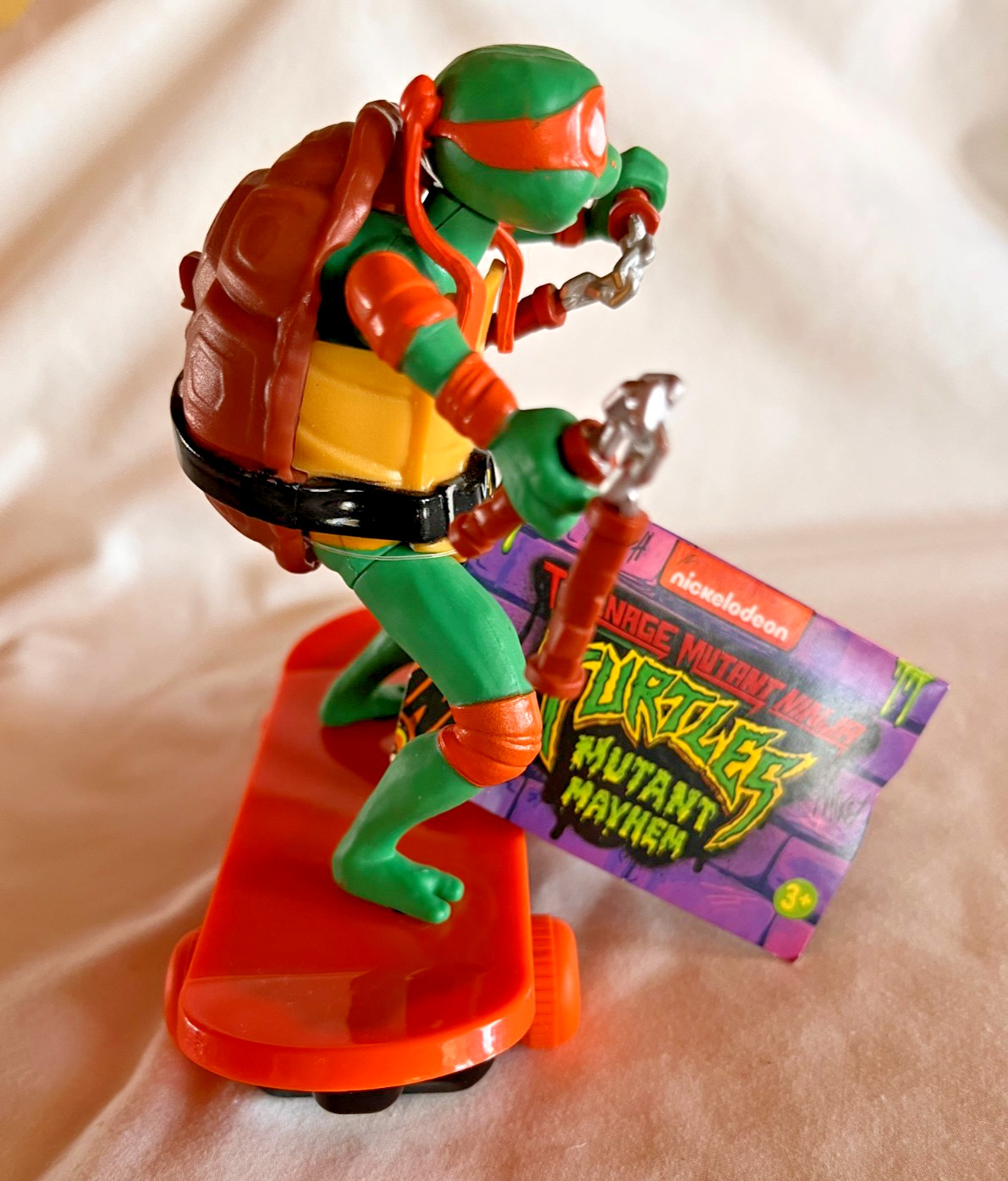 TMNT Michelangelo sewer shredder skateboard w/ Tag