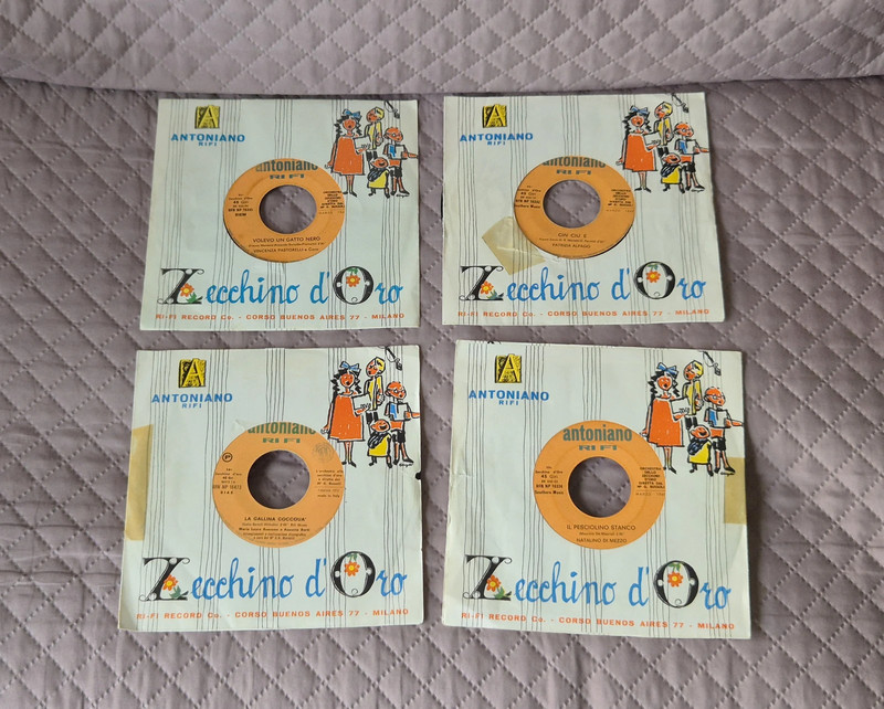 Set 4 dischi 45 giri Zecchino d'oro vintage