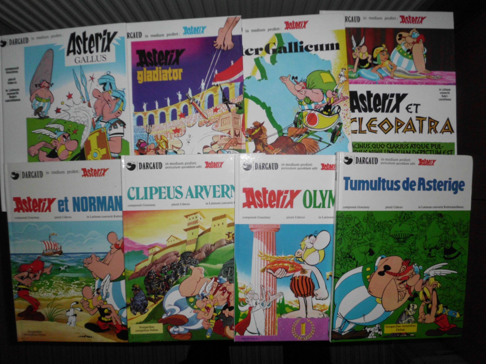 Asterix e Obelix, 8 volumi HC in latino