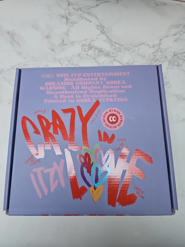 Album itzy crazy in love version Ryujin