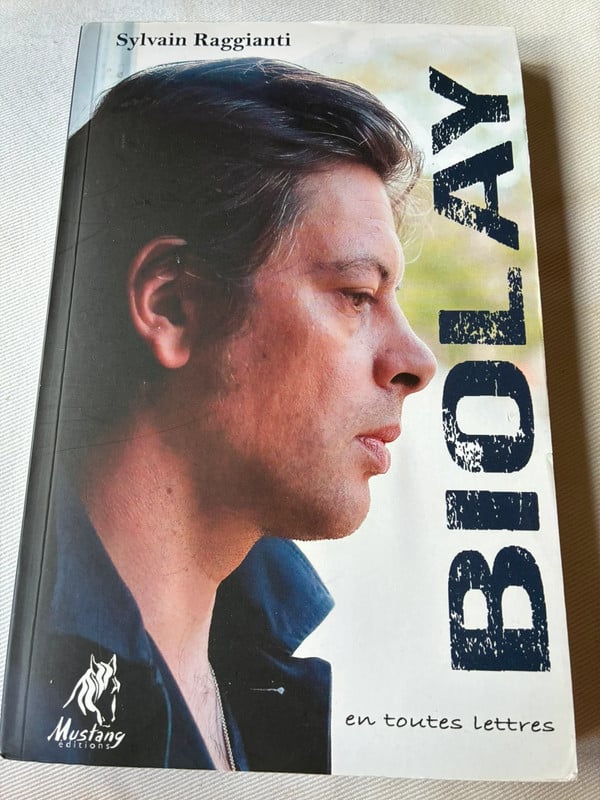 Livre Benjamin Biolay en toutes lettres très bon état