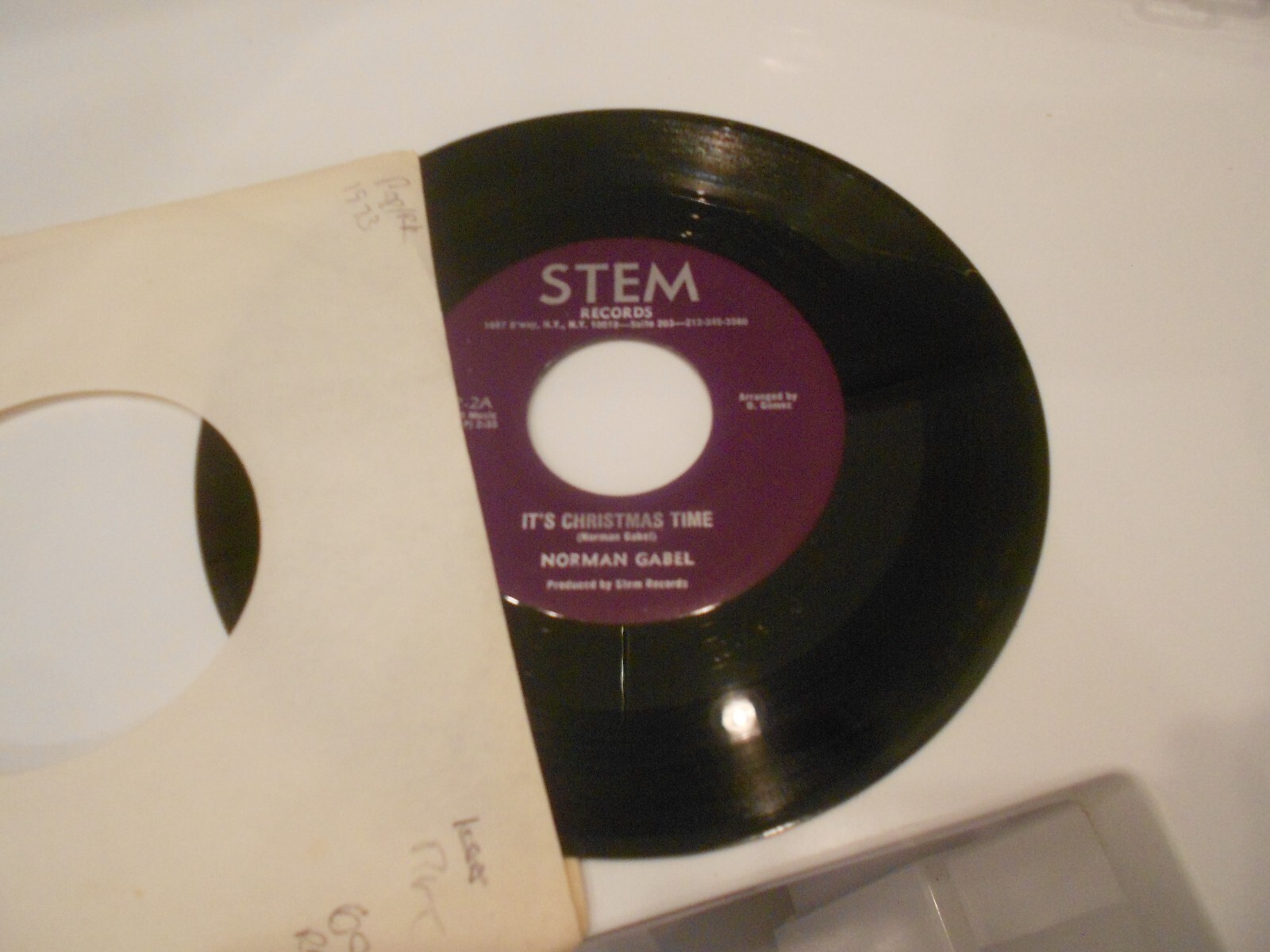 norman gabel 45 rpm it's christmas time/i've seen stem 22-2 very good + conditio