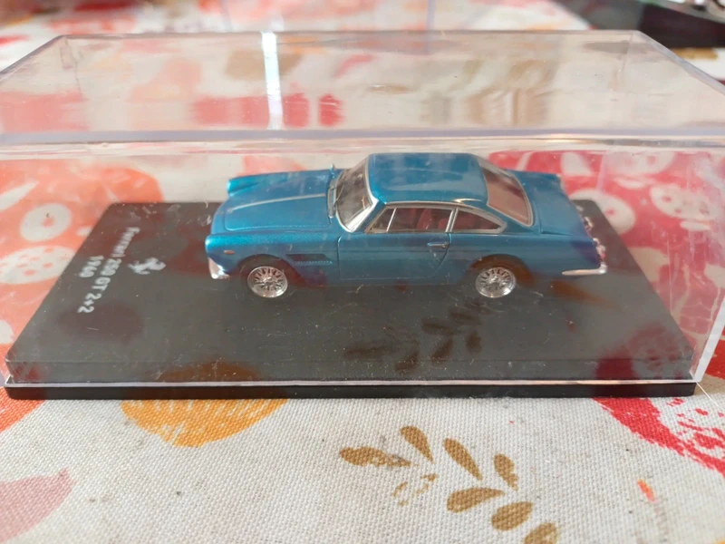 1/43 Ferrari 250 GT 2+2 1960 Altaya