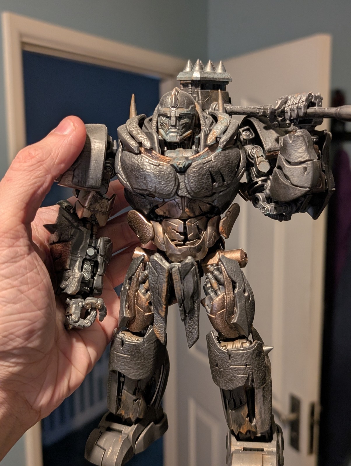 Yolopark Transformers L'Ascesa delle Bestie Rhinox model kit RIDIPINTO