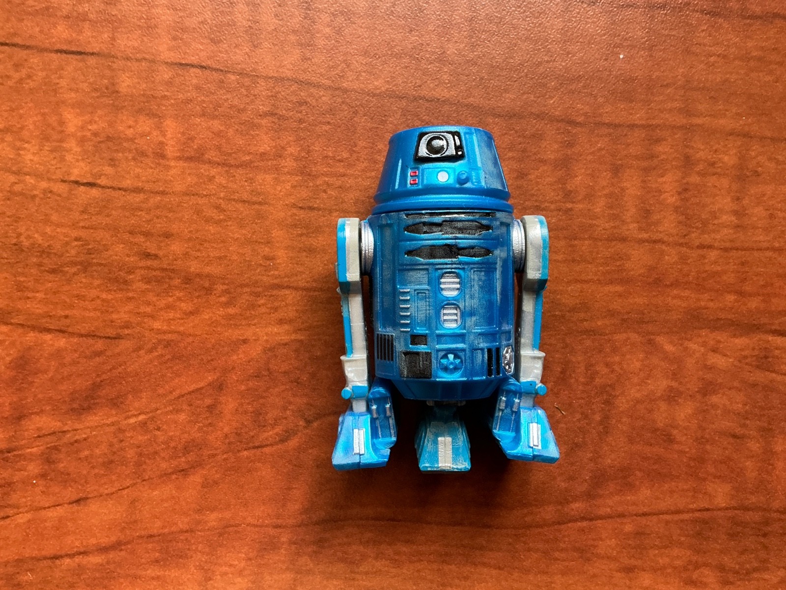 Star Wars Droid Factory Disney Esclusiva Rise Skywalker R6-LE5 Base di Resistenza