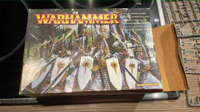 Titre : Lanciers Hauts Elfes Warhammer - Lot de 11 figurines + État-major vintage