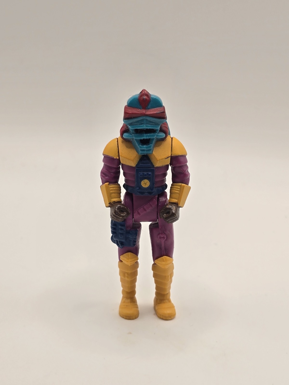 M.A.S.K. 1986 Figura Hondo Maclean 3" con maschera pilota uragano Kenner