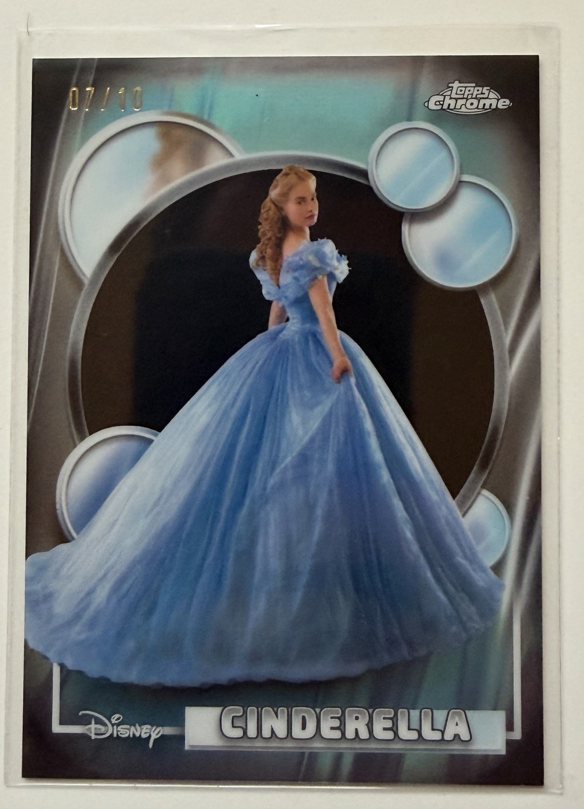 Cenerentola - 2026 Topps Chrome Disney VERO NERO /10