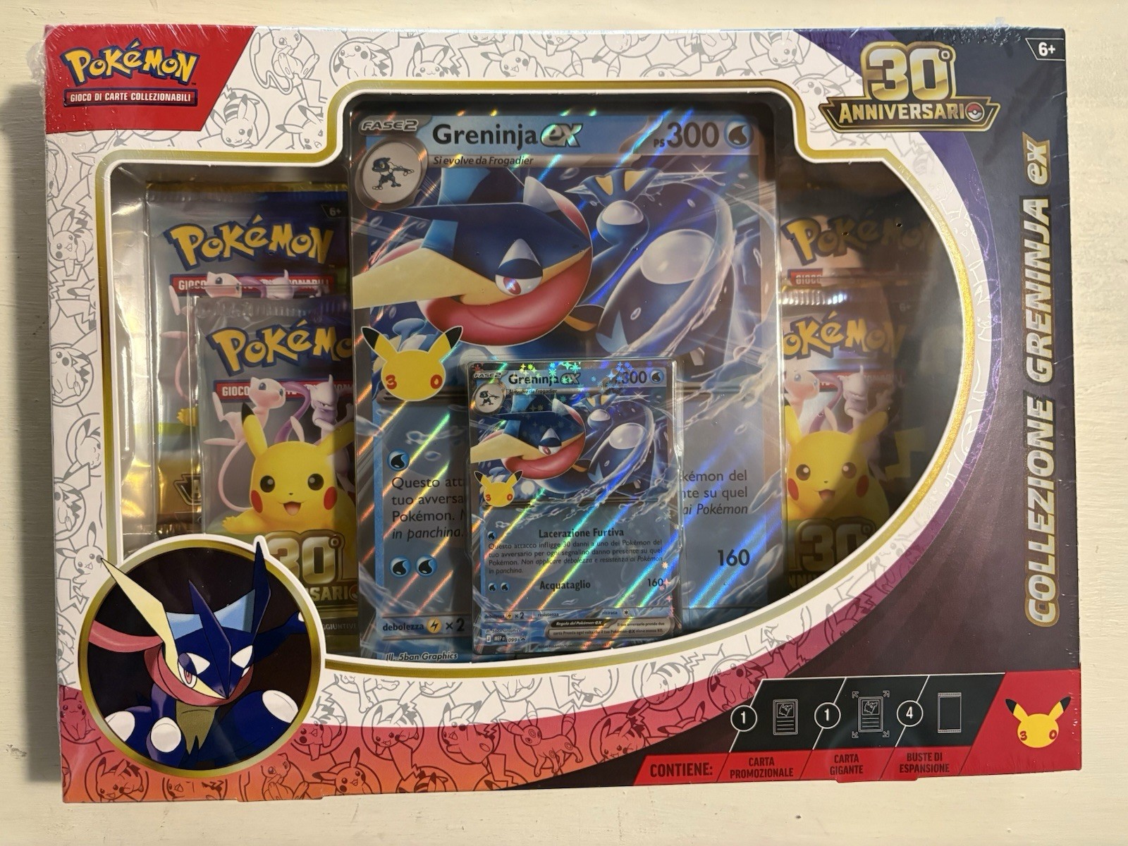 Pokémon 30° Anniversario Collezione Greninja ex–Carta Gigante+Promo+4 Buste ITA