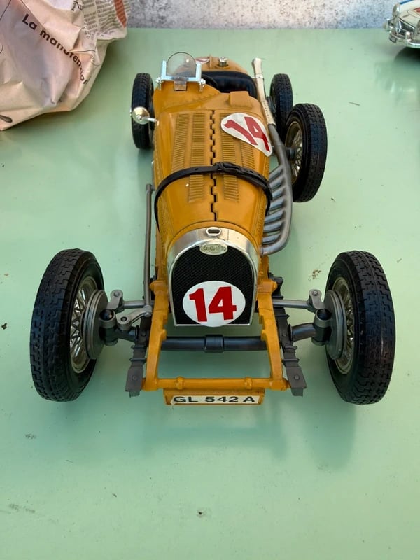 Modellino type 59 1934 1:18 die-cast bburago- made in Italy