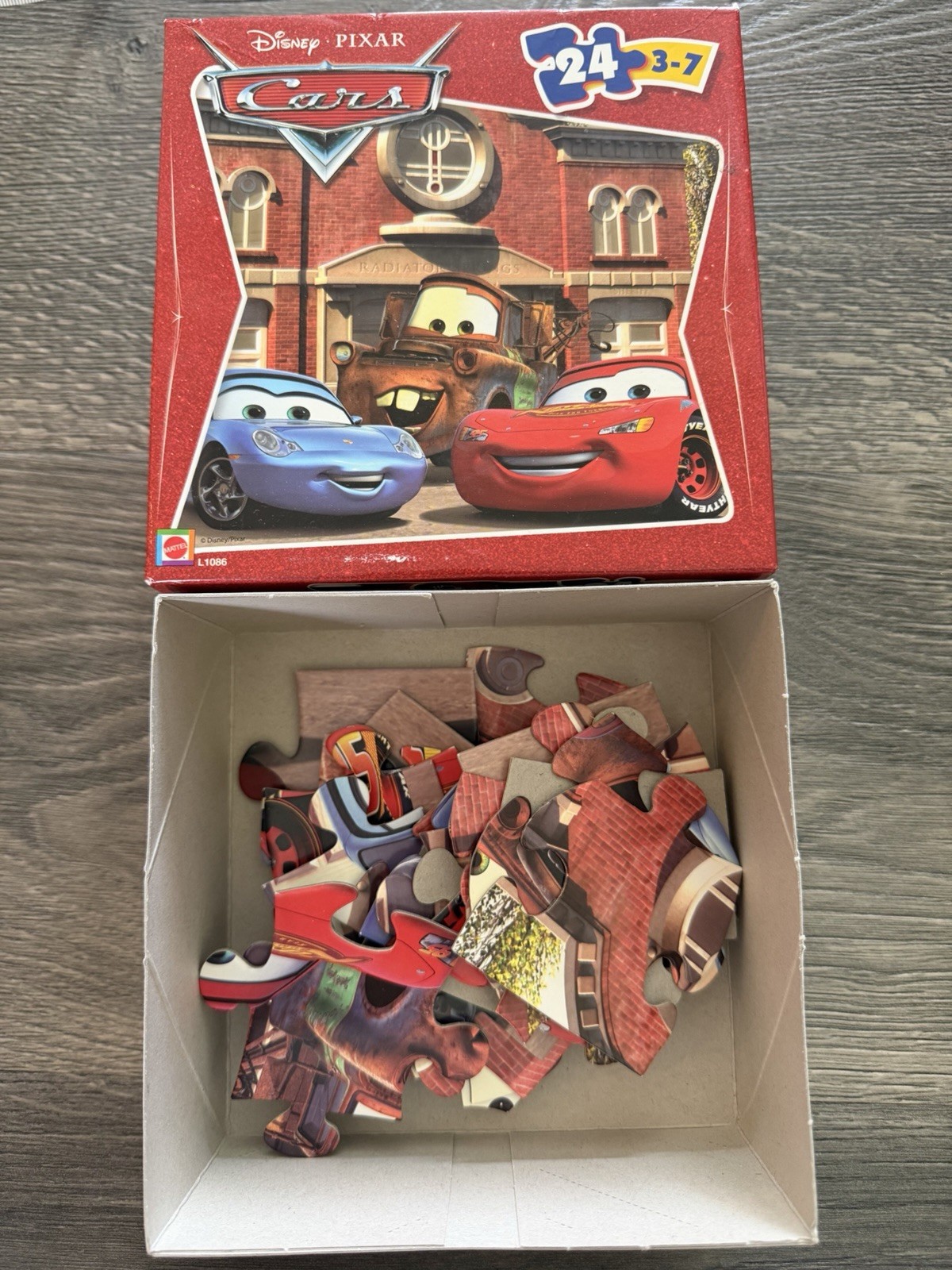 AUTO 2 Puzzle Lenticolare 24 Pezzi 12x9 Pollici Usati Delicatamente Completo Disney Pixar
