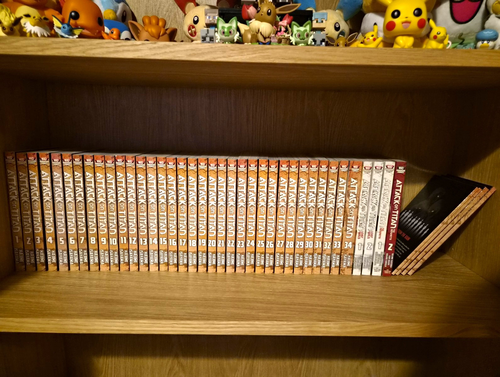 Attack on Titan Manga Full Set English Edition 1-34 With Bonus Stories