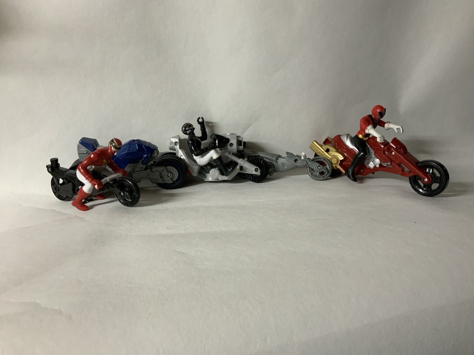 POWER RANGERS MOTOR BIKES & RIDERS Dino Riders Job Lot