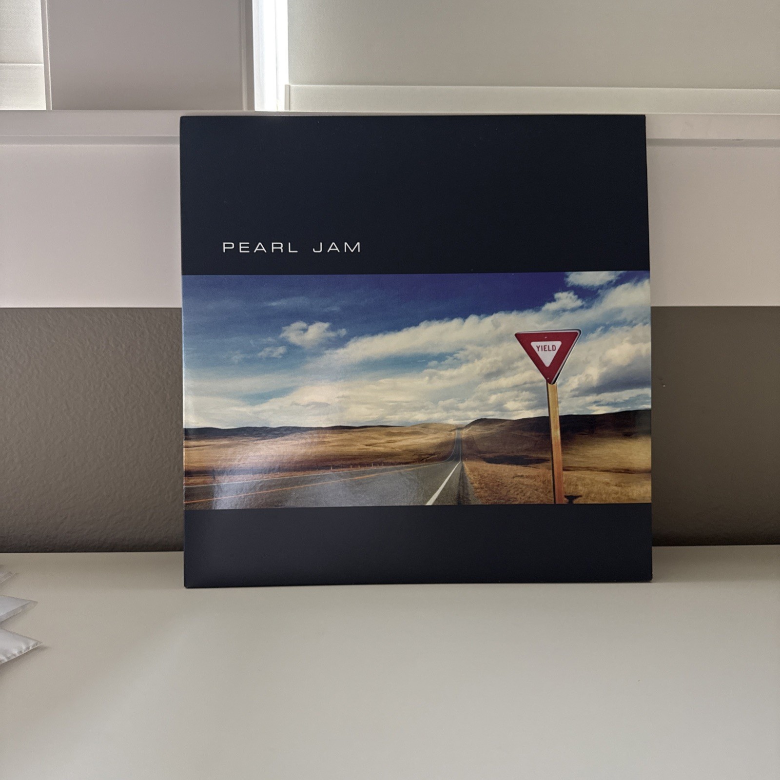 Pearl Jam - Yield Vinyl LP Sealed 2016 Epic Reissue Remastered w/ Die-Cut Cover