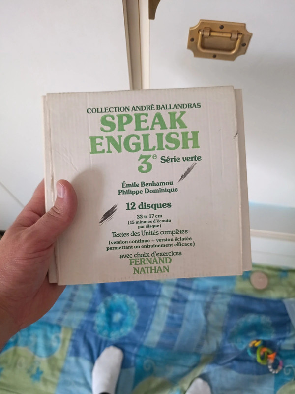 Speak english